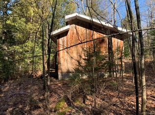 13749 E Shore Rd, Bergland, MI 49910