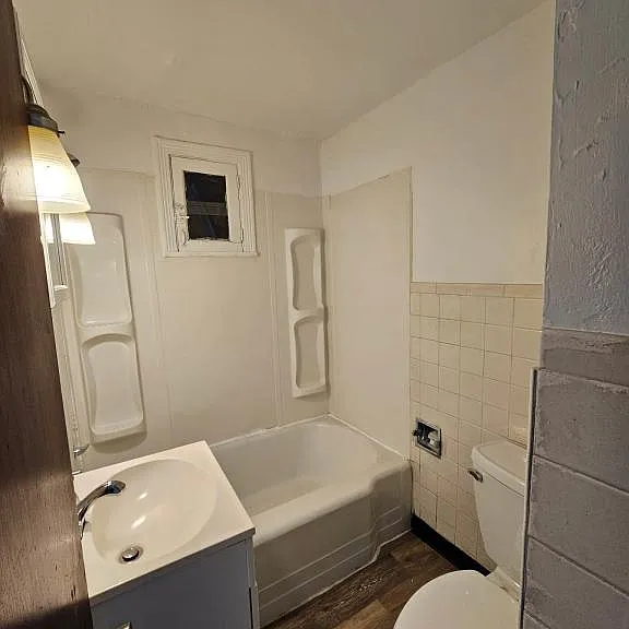 544 Bessemer Ave — Photo 7