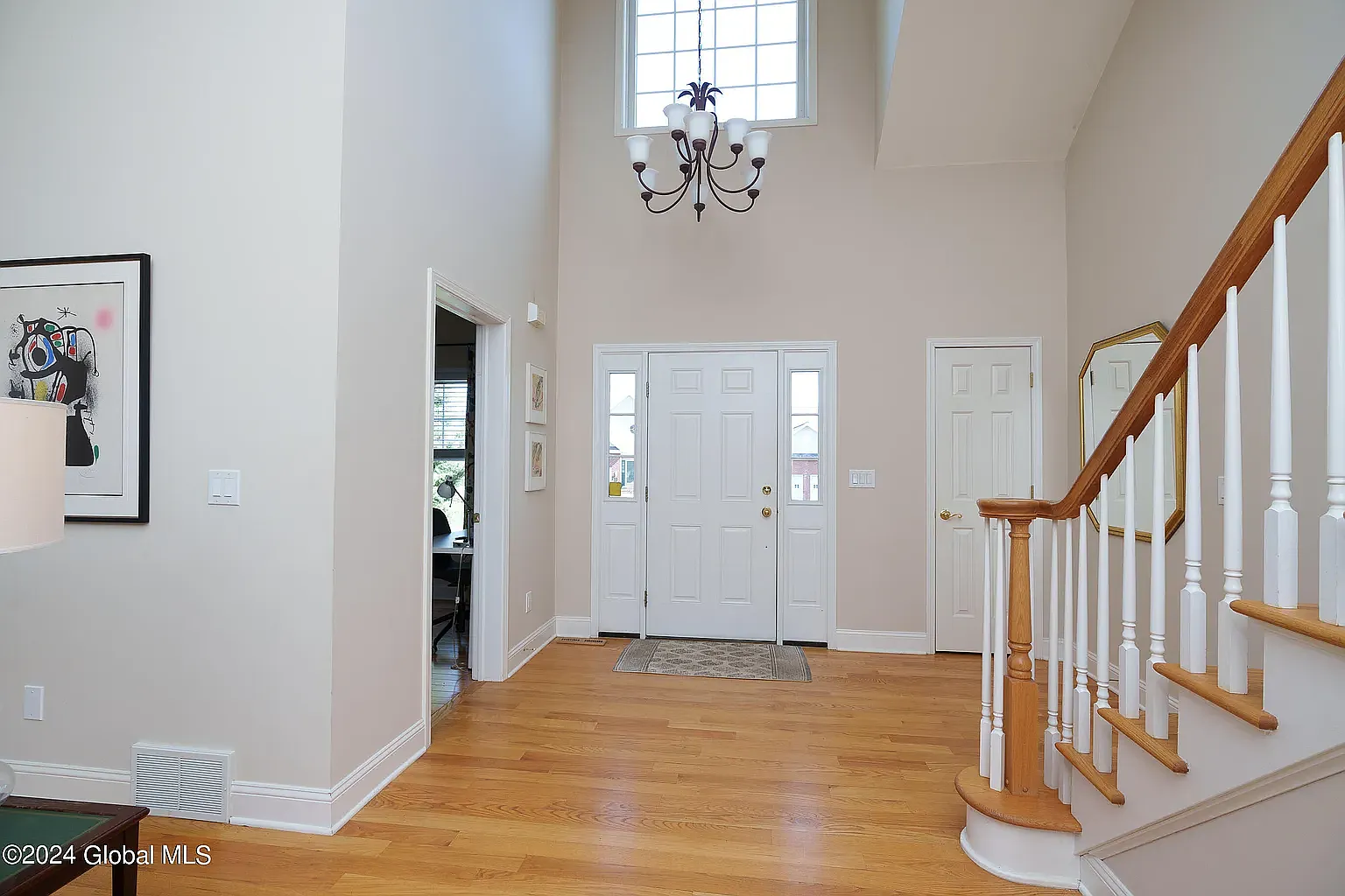 4 bed, 2078 sqft, $3,500 — Photo 3