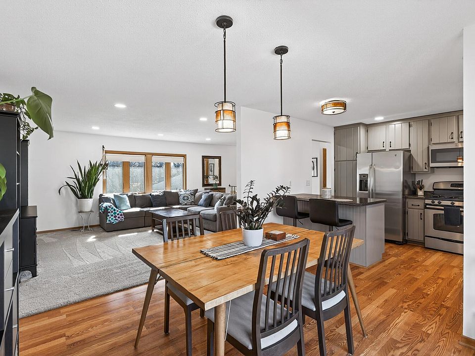 2239 William Tell Rd, Saint Paul, MN 55119 | Zillow