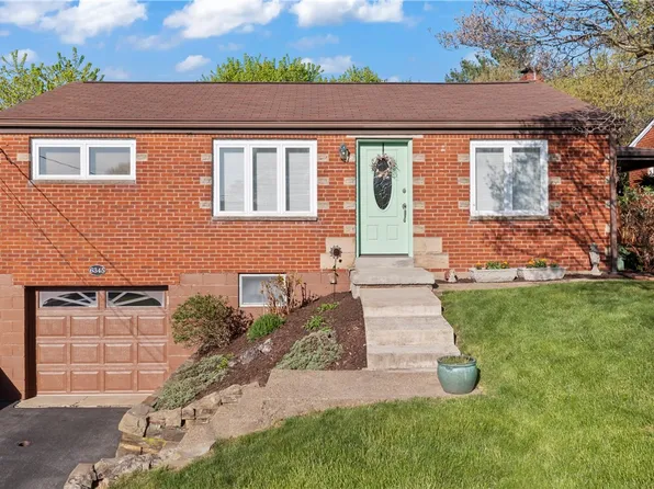 6345 Crestview Dr, South Park, PA 15129