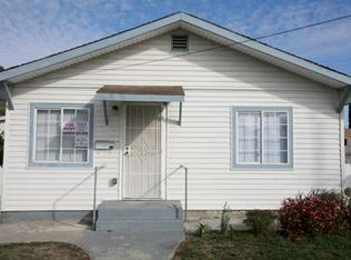 123 College St, Hollister, CA 95023
