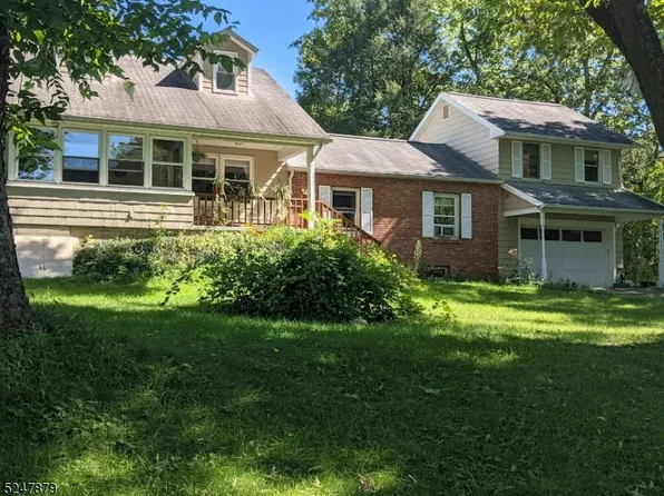 360 Race St, Belvidere Twp., NJ 07823