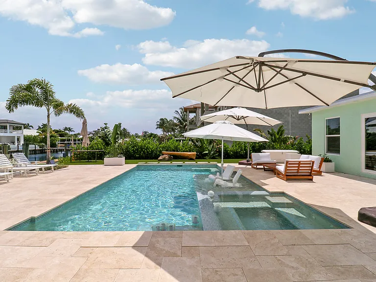 2443 E Edgewater Dr — Photo 48