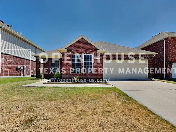 9104 Belvedere Dr, Fort Worth, TX 76244
