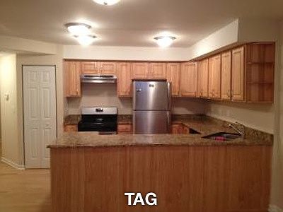 1st image of 4008 S Calumet Ave #G