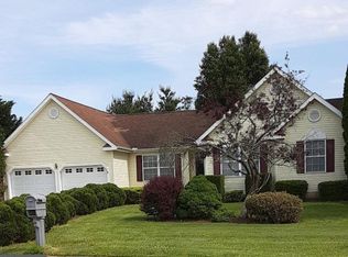 301 Kindling Dr, Felton, DE 19943