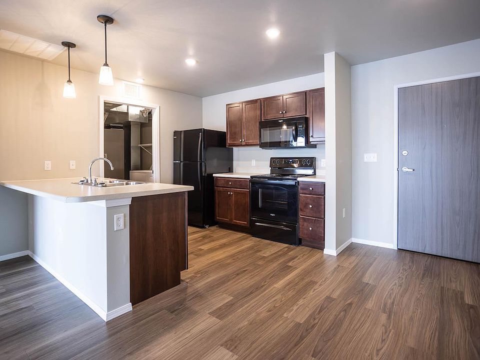 Riverbend Townhomes 349 Sergeant Square Dr Sergeant Bluff, IA Zillow