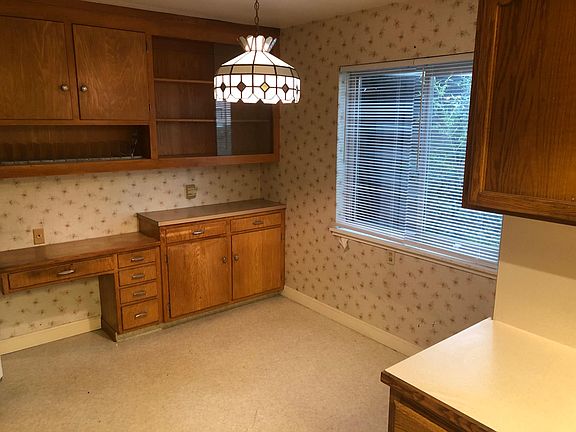 5th image of 1700 Opper Ave