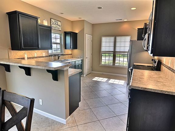 5th image of 4770 Little Pine Dr