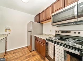 208 Water Fountain Ct Unit 103, Glen Burnie, MD 21060