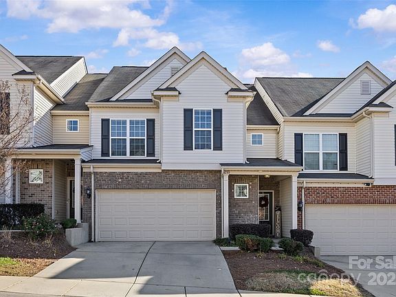 2nd image of 4755 Mount Royal Ln