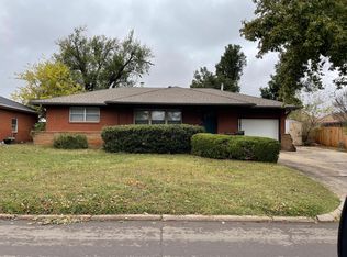 2207 Murray Dr, Midwest City, OK 73110