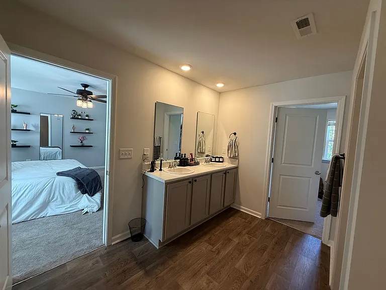 386 High Ridge Ct — Photo 16