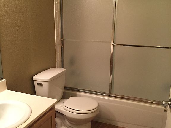 3rd image of 5375 Angler Cir Unit 102