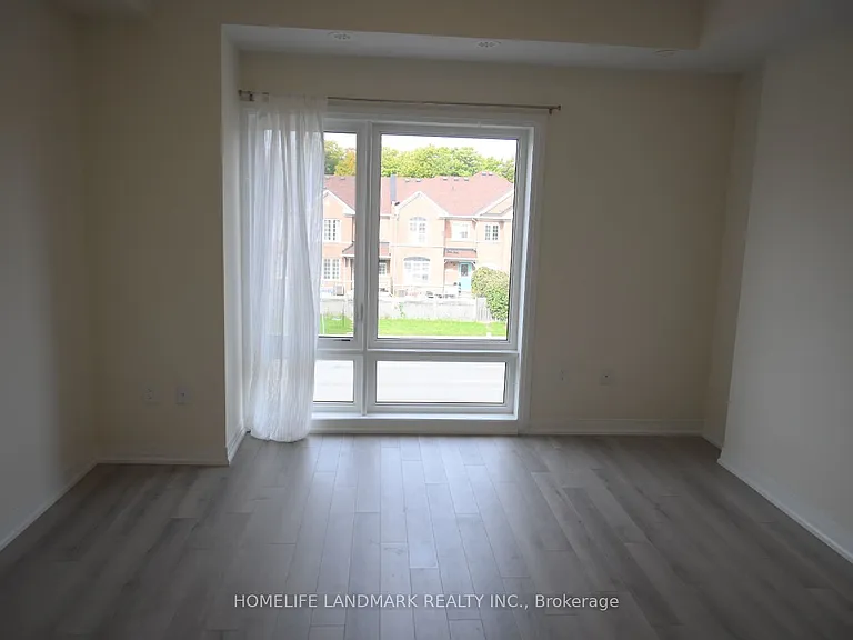 235 McLevin Ave #13 — Photo 7