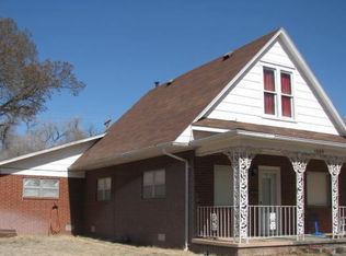 1869 Cecil St, Waynoka, OK 73860