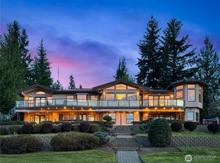 17209 SE Cougar Mountain Dr, Bellevue, WA