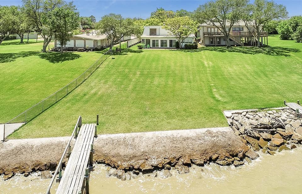 1st image of 5019 W Bayshore Dr