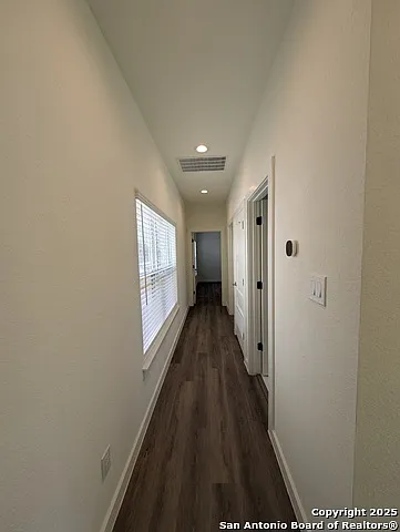 627 Essex St — Photo 14