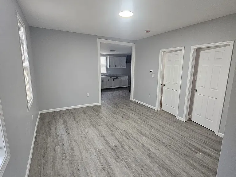 2901 Wade Ave #B — Photo 12
