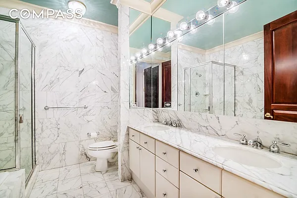 Rented by Compass | media 22