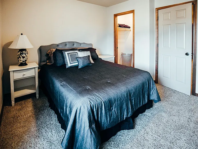 4662 Shadowglen Dr #B — Photo 26