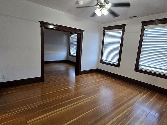 4th image of 416 W Lewis St APT 107