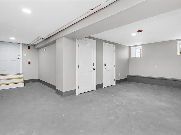 66 Stanley St #2 — Photo 20
