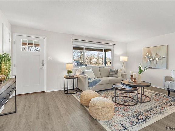 4th image of 952 S Garland Way