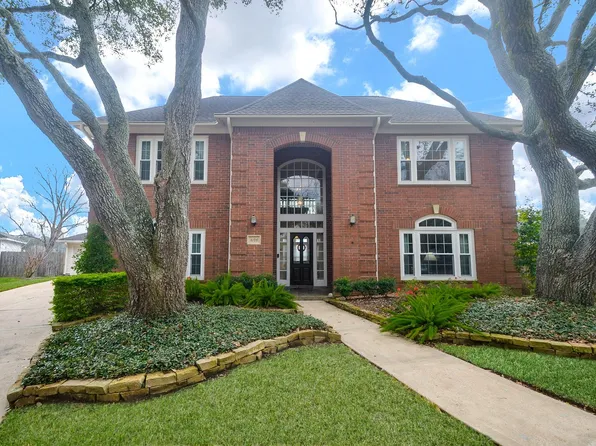 4106 Alice Dr, Sugar Land, TX 77478