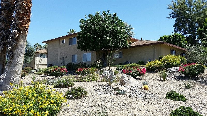 Corner Unit with Desert Landscape