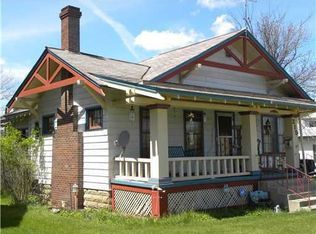 215 2nd St W, Roundup, MT 59072