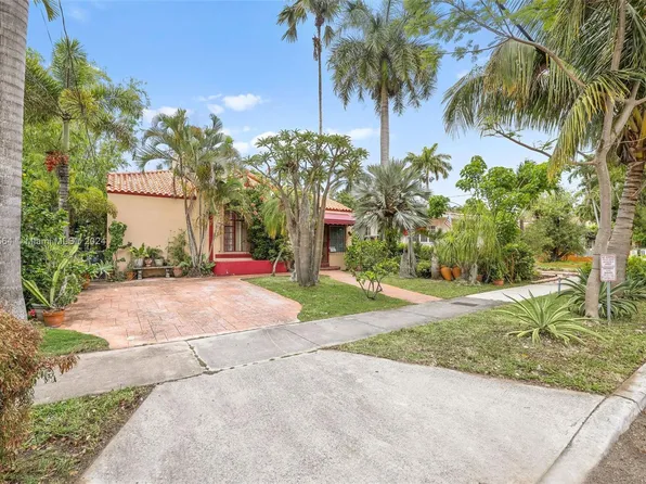 445 SW 20th Rd, Miami, FL 33129