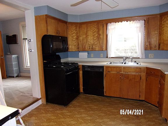 2nd image of 41 East Ave