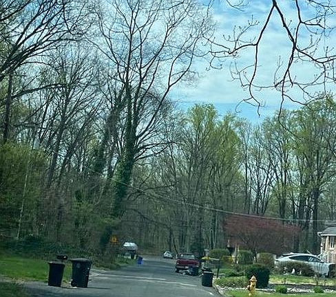 Exterior Neighborhood (street photo)