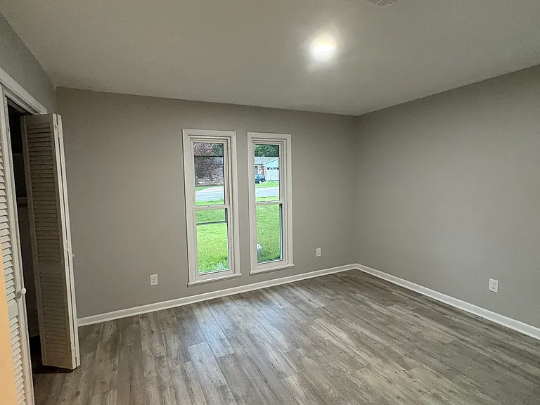 11701 Southridge Dr — Photo 6
