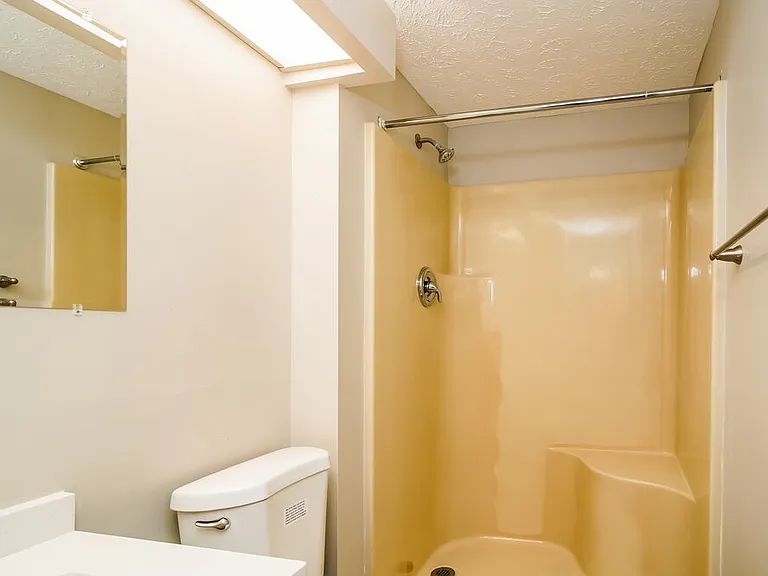 532 Hunters Trl — Photo 15