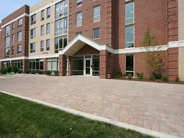 Thomas Place — Photo 15