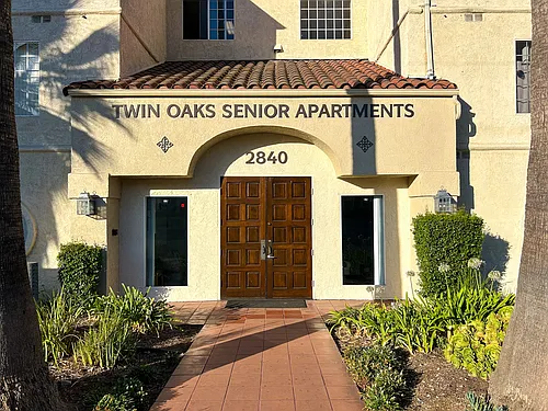 Twin Oaks Photo 1 Twin Oaks Photo 1