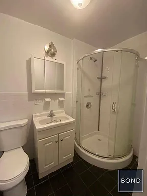 Rented by Bond New York | media 12