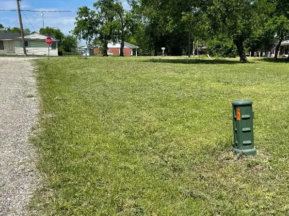 216 E Lamm St, Blue Ridge, TX 75424