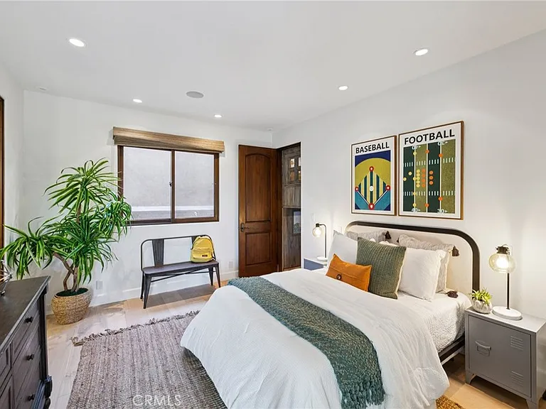 215 S Poinsettia Ave — Photo 25