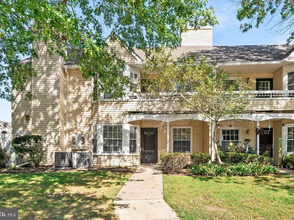 1 Huber Ct, Hightstown, NJ 08520