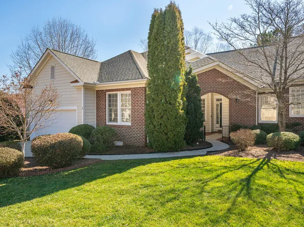 8 York Woods Pl, Durham, NC 27705