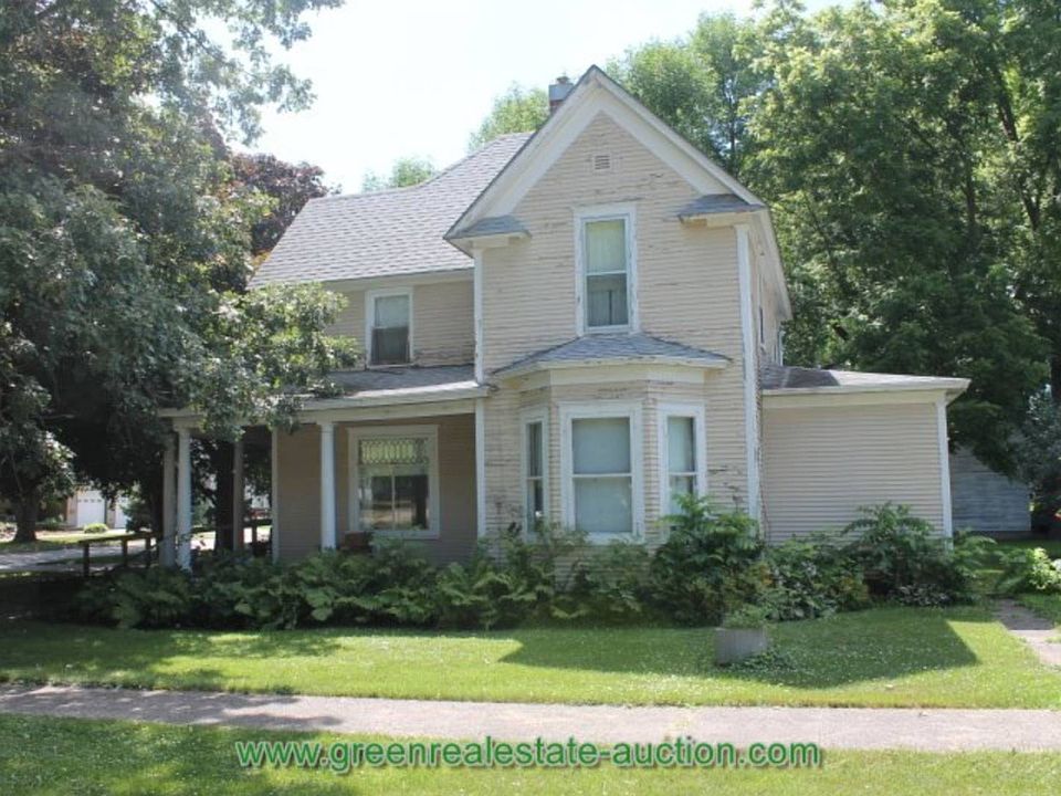 1st image of 1202 Hobbs St