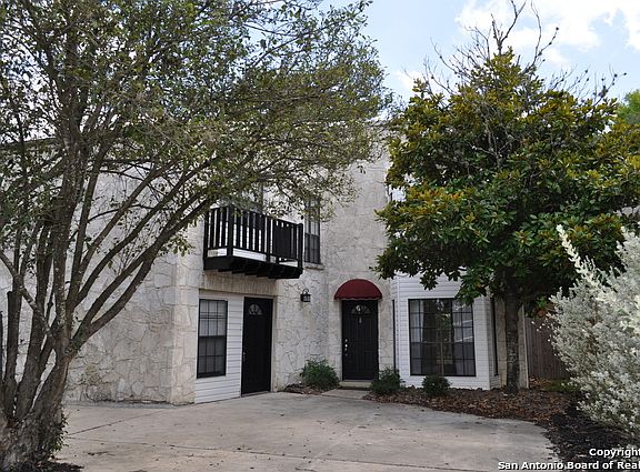 2nd image of 107 Bentwood Dr