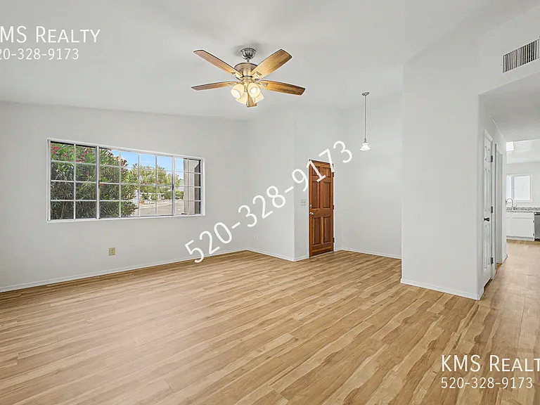 3292 W Kristina Ln — Photo 3