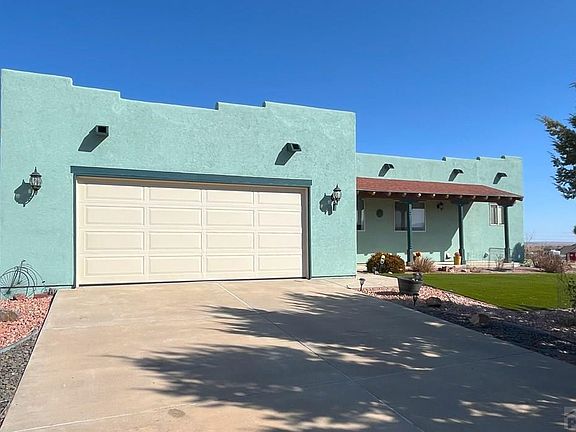 2nd image of 746 S Tejon Ave