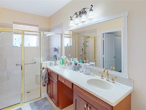 4th image of 5309 Nottaway Pl